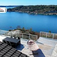 12 person holiday home in Fitjar, hotel poblíž Letiště Stord, Sorstokken - SRP, Fitjar