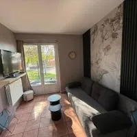 Wattignies에 위치한 호텔 Appartement cosy-parking et jardin privé