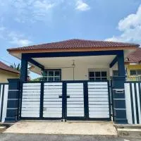 Jenhan Homestay Kuantan - Semi-D, Indoor Kids Playground โรงแรมในKampong Bugis