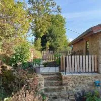L'Abri-Gîte "Ô Jardin des Toiles", hotel en Vaudevant