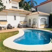 Apartamento con Piscina, Patio y Jardín, hôtel à Mijas