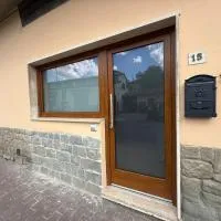 Casa vacanze La Rondine, מלון בסטיה
