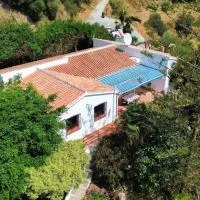 Casa rural Benthomiz 210, Algarrobo, Málaga, España, готель у місті Альґарробо