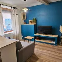 Charmant appartement au cœur du centre historique, hotel v destinácii Beaujeu
