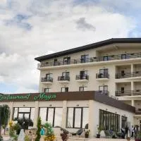 Hotel Maya, hótel í Horezu
