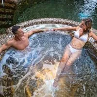Wellness Hotel Laroba, hotel em Alsóörs
