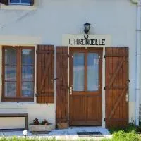 L'hirondelle، فندق في Guipy
