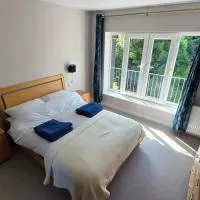 Self-contained 2-story accommodation in Grayshott, hotel en Hindhead