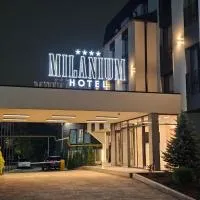 MILANIUM hotel، فندق في ألماتي