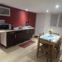 Logement chez rachelle Laurent, hotel Arpajon-sur-Cère-ben