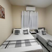 Casa gostosinha perto do centro, ar cond e vaga, hotel near Ourinhos Airport - OUS, Ourinhos