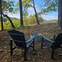 The Hocking Hills Store Campsite #3 โรงแรมในโลแกน