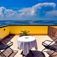 Hotel Ristorante Miralago, khách sạn ở Garda