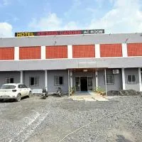 Hotel Krishna Garden, hotel en Valsad