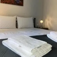 Filenias seaside rooms، فندق في Ayía Kiriakí
