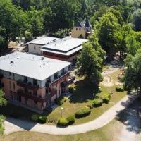 Badehaus Hotel & Restaurant, hotel en Neubrandenburg