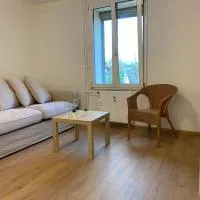 Maison Tivoli, hotel u gradu Ineng