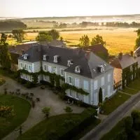 Chateau De La Resle - Design Hotels, hotell i Montigny-la-Resle
