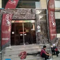 هوتيل الواحة المتحدة المميزة اتنين, hotel i Al Khansāk