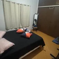 Quarto Aconchegante L, hotel Cruzeiróban