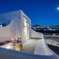 Glaros Hotel (By The Sea)、イオス島 チョーラのホテル