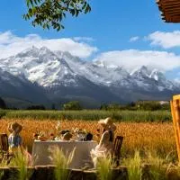 LiJiang Mountain Spring Resort, hotel v mestu Baisha