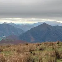 Maisonnette deux chambres au fameux PAS DE ROLAND, hotel v destinácii Itxassou