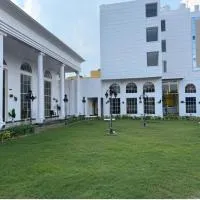 The Golden leaf hotel, hotel v destinaci Gaya