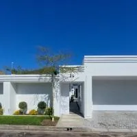 LaPlace, hotel din Strand