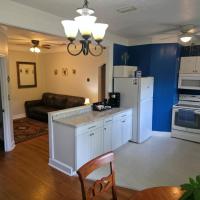 Duck Pond Getaway、ゲインズビルにあるGainesville Regional Airport - GNVの周辺ホテル