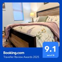 Relaxing Rustic Oasis II, Unit B - 6 minute walk to Downtown! Cyclists Welcome!, hotel near Greater Cumberland Regional Airport - CBE, Cumberland