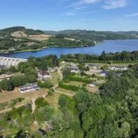 Frêne, hotel en Montigny-en-Morvan