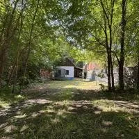 Chata Jizerky: Polubný şehrinde bir otel