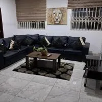 Douglas Luxury Apartments At Douglas Court, Adenta, Accra, hotell sihtkohas Accra
