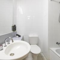Mercure Kakadu Crocodile, hotel near Jabiru Airport - JAB, Jabiru