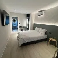 Curacao SPA, hotel em Lespezi