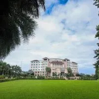 Godwin Meerut, hotel di Meerut