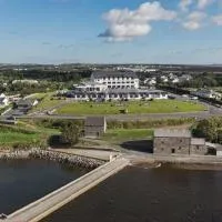 Waterfront Hotel Dungloe, hotell i Dungloe
