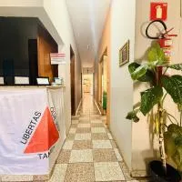 Hotel Izaura Centro Comercial Juruaia, хотел в Juruaia