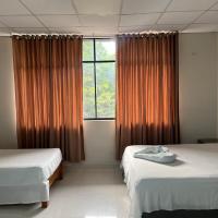 Hospedaje bolognesi, hotel dicht bij: Internationale luchthaven Capitán FAP Guillermo Concha Iberico - PIU, Piura