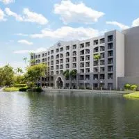 Hilton Boca Raton Suites - Newly Renovated, hotel em Boca Raton