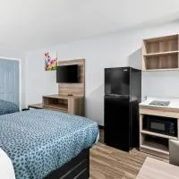 Suburban Studios Harvey - New Orleans, hotell i Harvey