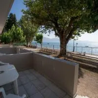 Nikolatos Apartments, hotel i Longos