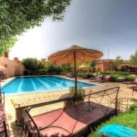 La Perle Du Dades, hotel u gradu Bumalen Dades