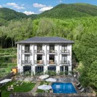 La Petronilla Boutique Hotel Moganshan, hotel i Deqing