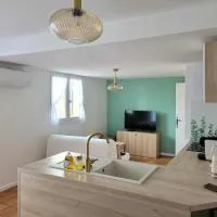 Duplex provençal au cœur des vignes à 5 min du centre-ville, מלון בSablet