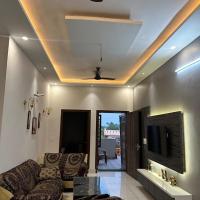 2BHK Family Haven with Spacious and Scenic Views, hotel in zona Pathankot Airport - IXP, Pathankot