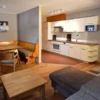 Brunnenhof Apartments: Pettneu am Arlberg şehrinde bir otel