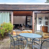 Sonniger Architektenbungalow 128 qm, hotel near Braunschweig-Wolfsburg Airport - BWE, Bechtsbüttel