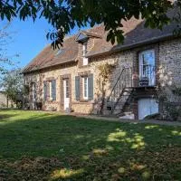 La Tometterie - longère normande traditionnelle, хотел в Chanteloup